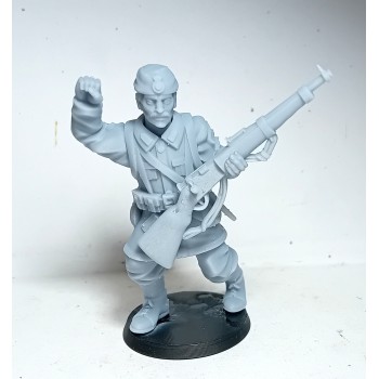 1/32 Greek Soldier with Rifle WWII